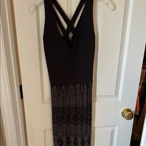 Elegant Black and Gray Women's Dress fr Athleta